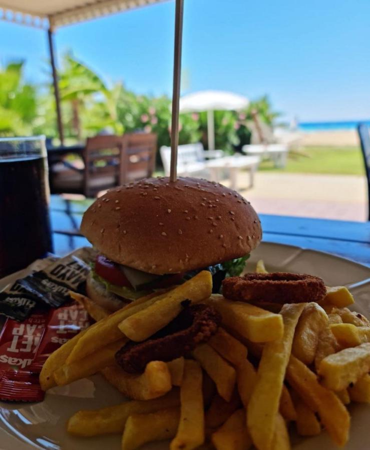Skys Beach Hotel مانافجات المظهر الخارجي الصورة