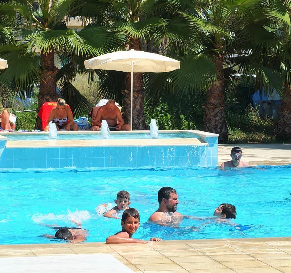 Skys Beach Hotel مانافجات المظهر الخارجي الصورة